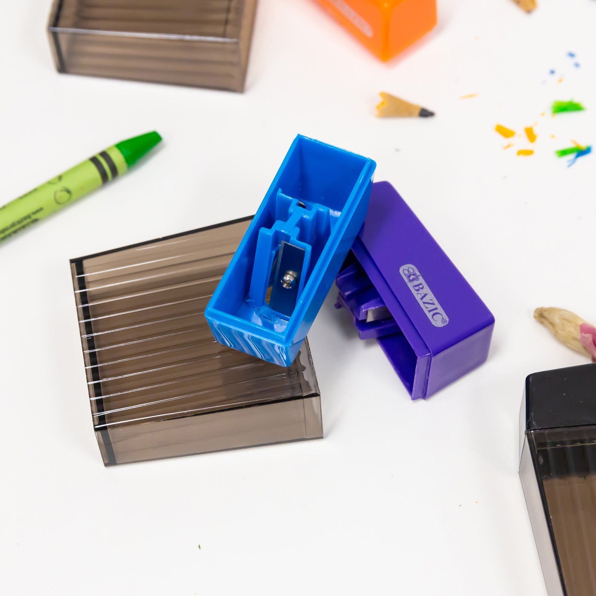 Harper Dual Hole Square Sharpener w/ Receptacle