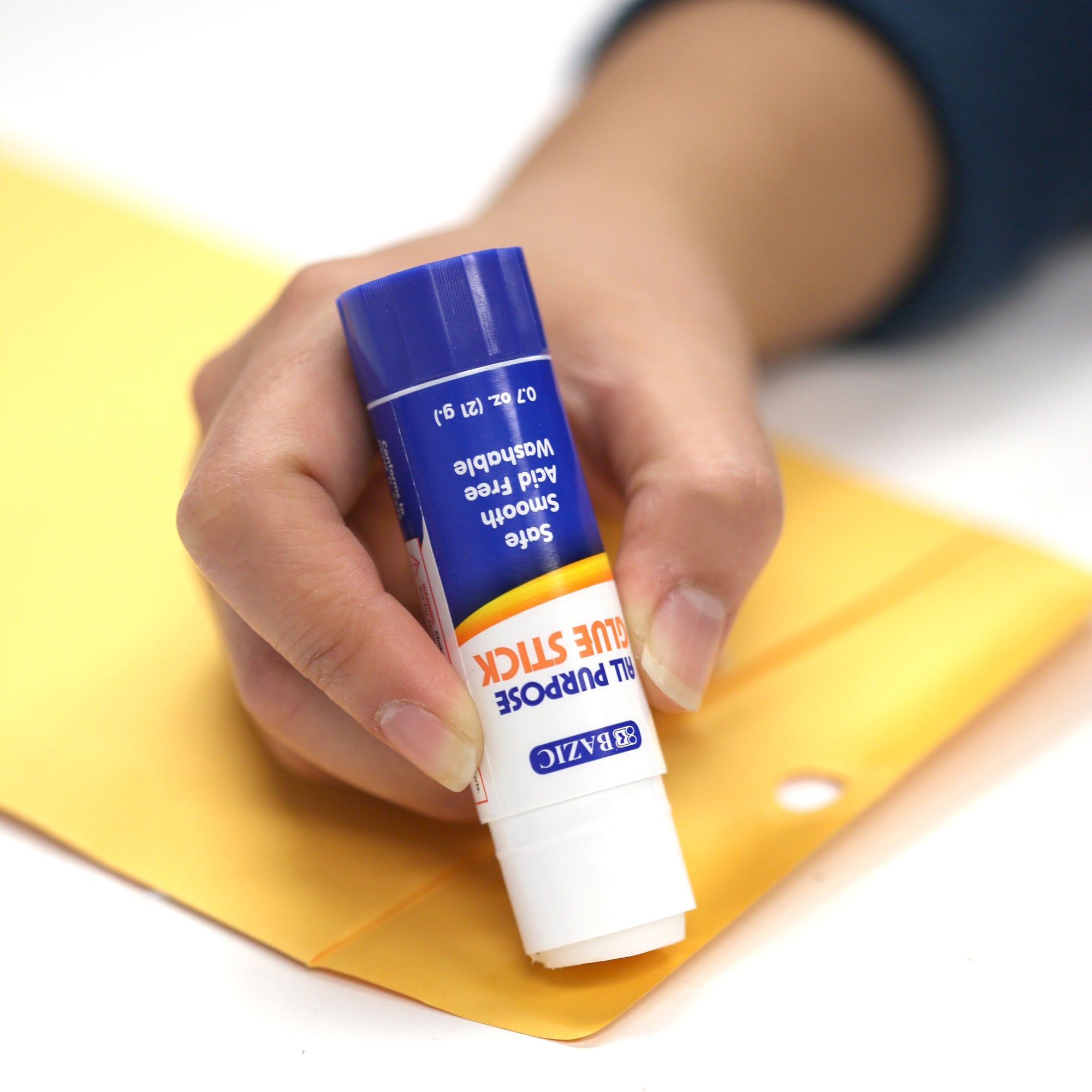 0.7 oz (21g) Premium Glue Stick