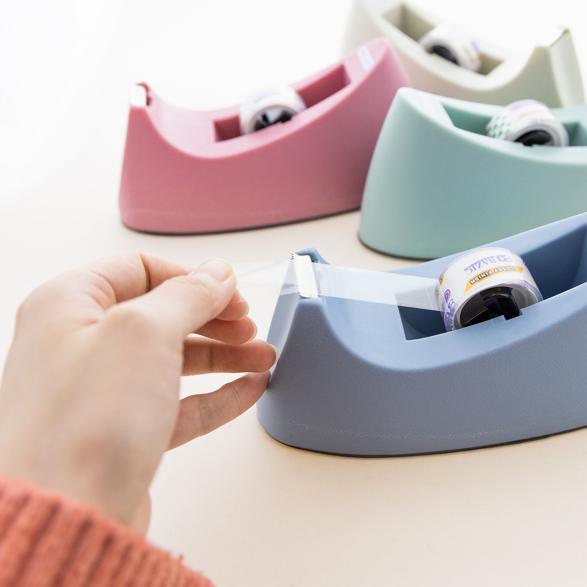 1" Core Heavy Duty Desktop Tape Dispenser w/ 3/4" x 250" Tape Refill