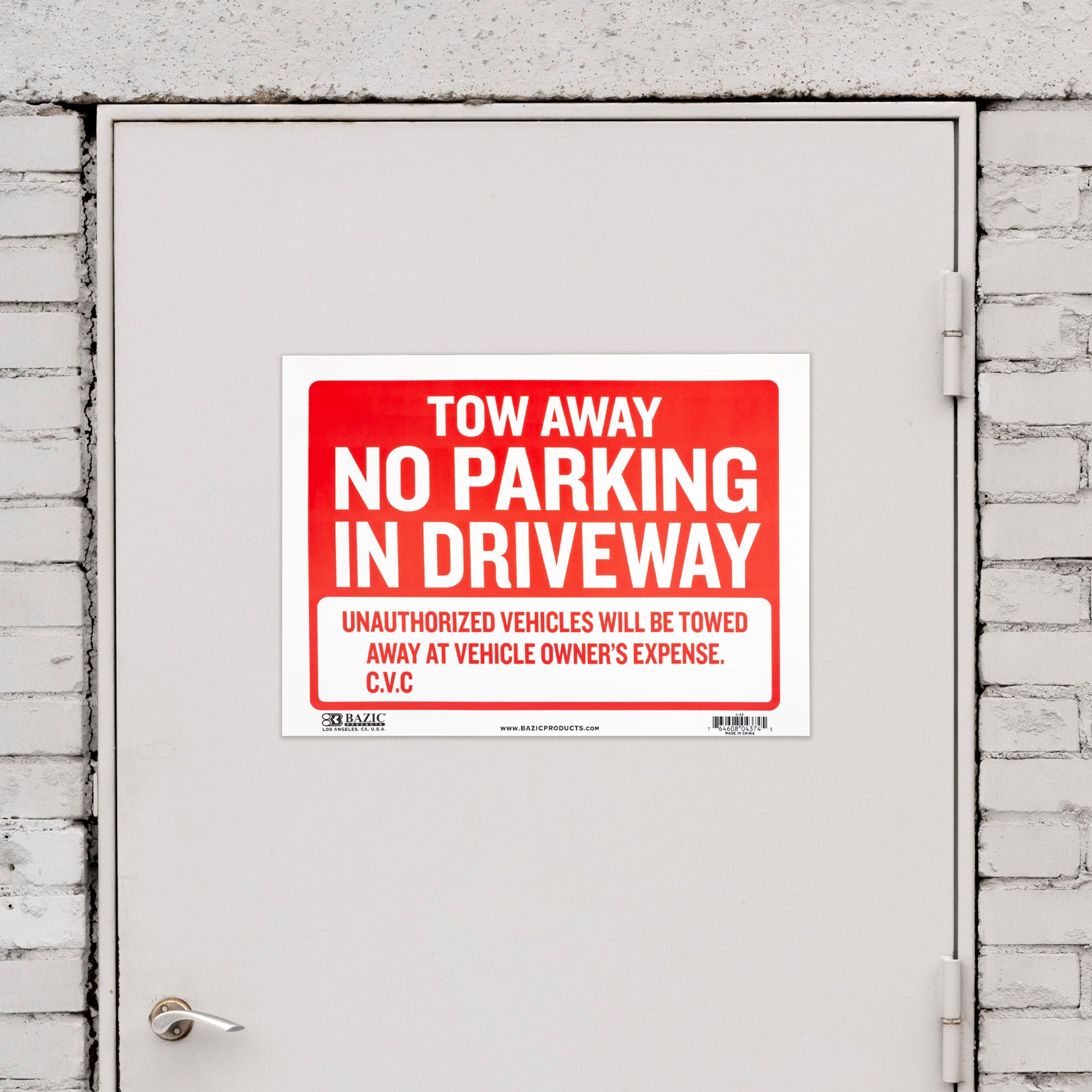 12" X 16" Tow Away Sign